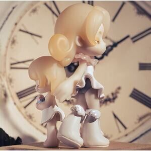 Aroma Princess Between Us Innate Figure 100% Authentic US Seller